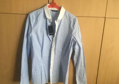 Dámska košeľa v: 40