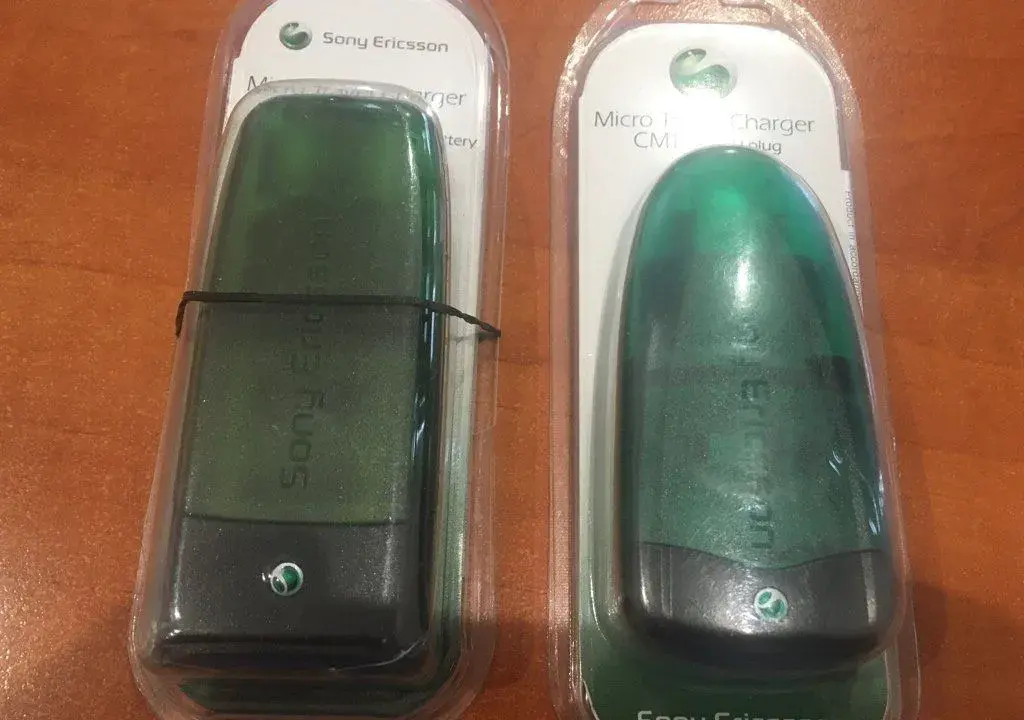 Sony Ericsson CMT-10 a CMT-60
