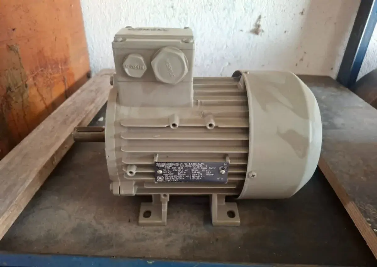 Elektromotor
