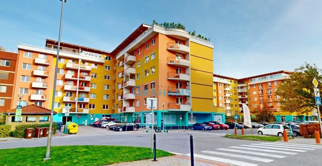 Predaj kanc. priestorov 514 m2, 16 r. stavba, výborná poloha