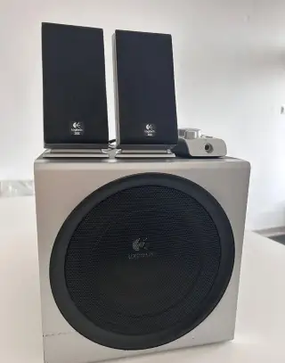 Logitech Z-2300 satelity