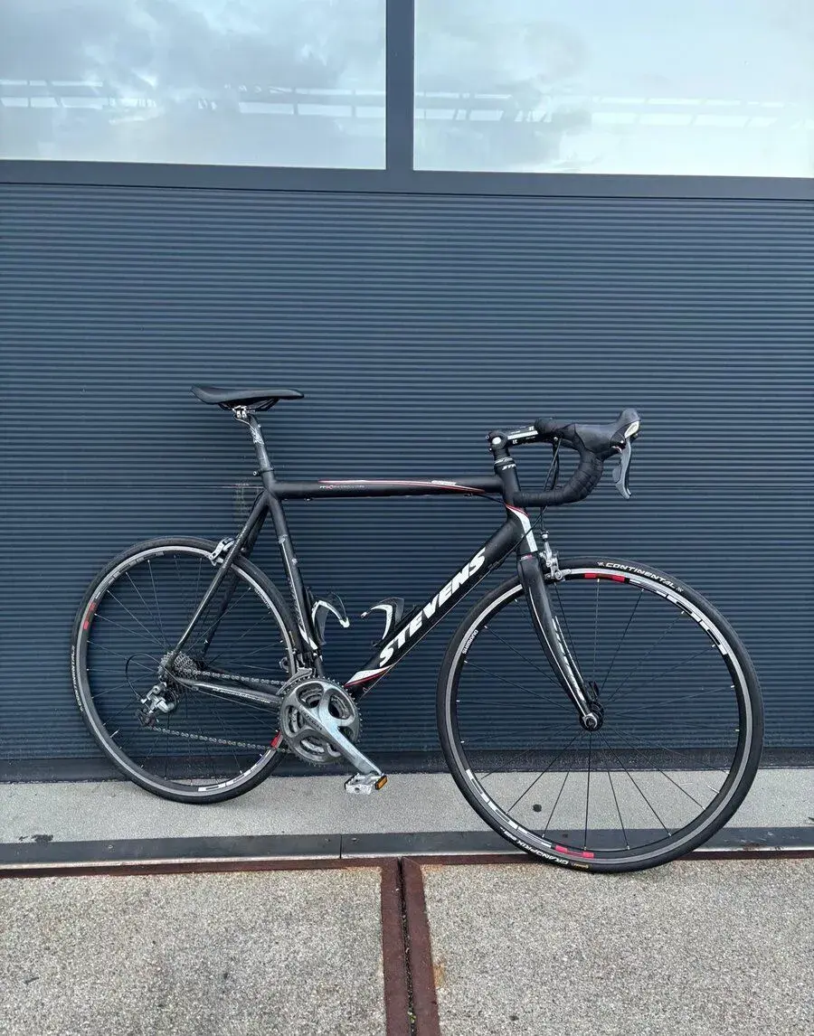Stevens Aspin – Cestný bicykel so sadou Shimano Ultegra