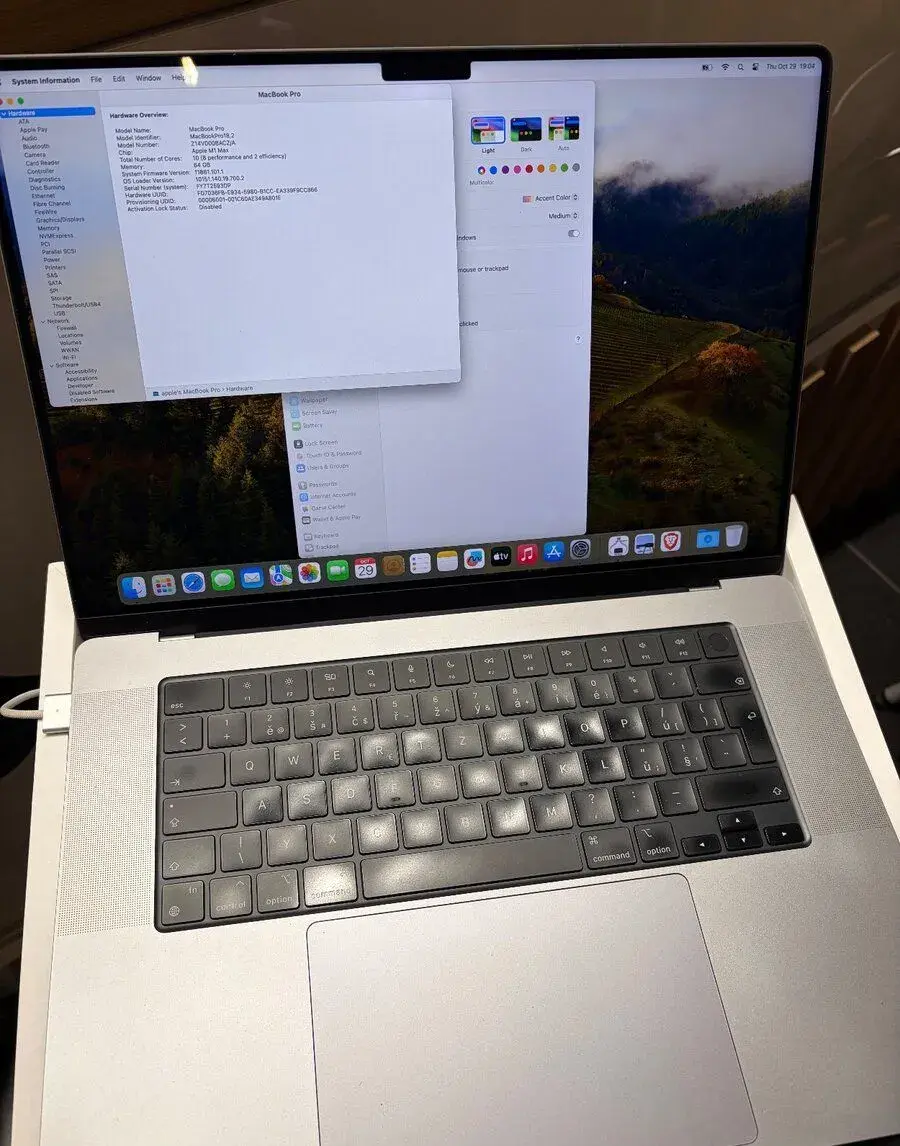 Apple Macbook Pro N1 Max 64gb ram 2tb ssd