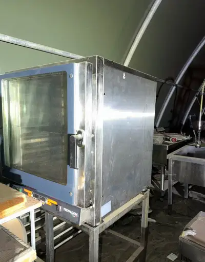 Konvektomat elektricky 1 ks