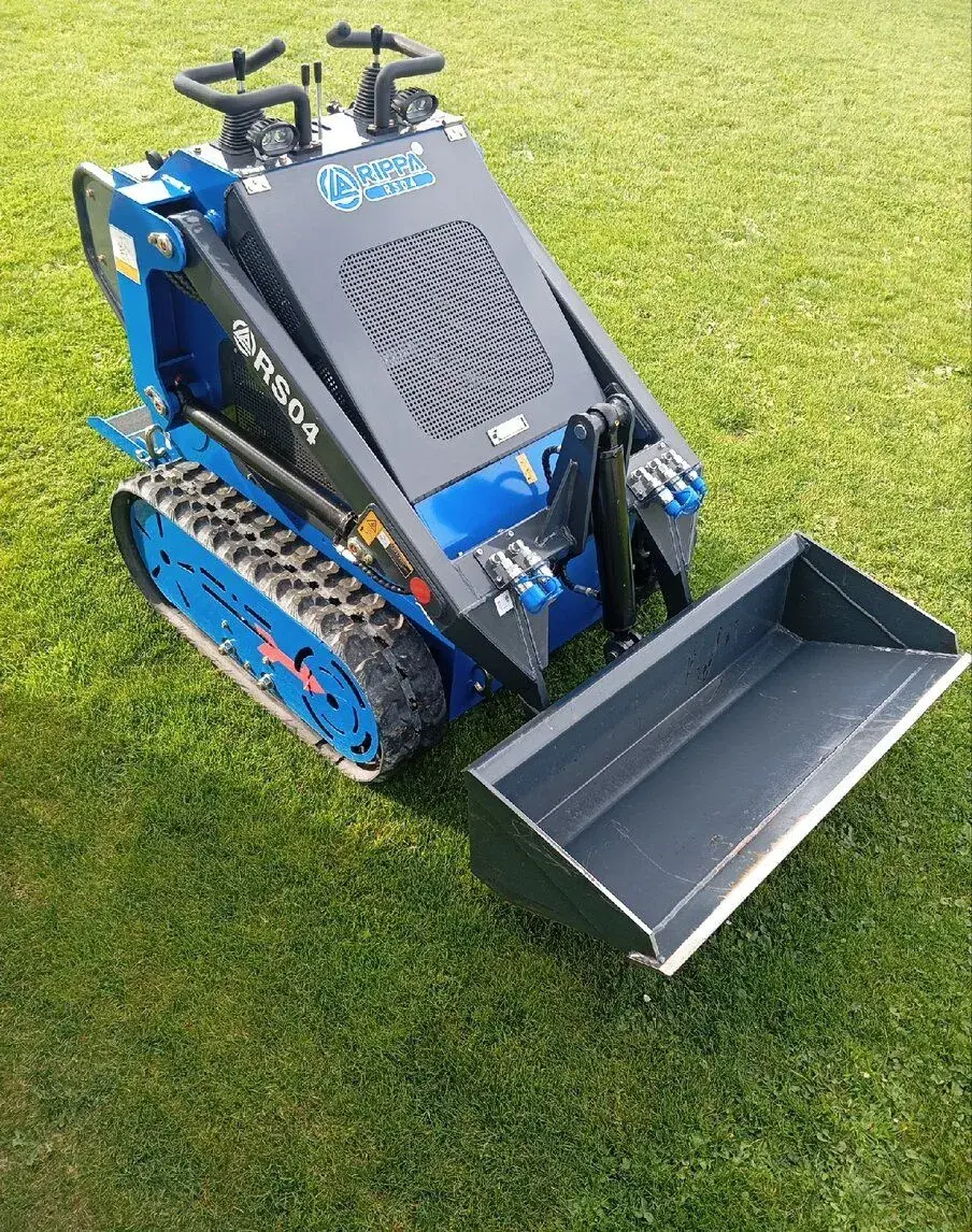 Mininakladač/nakladač Rippa RS 04 diesel Kubota-35 Mth