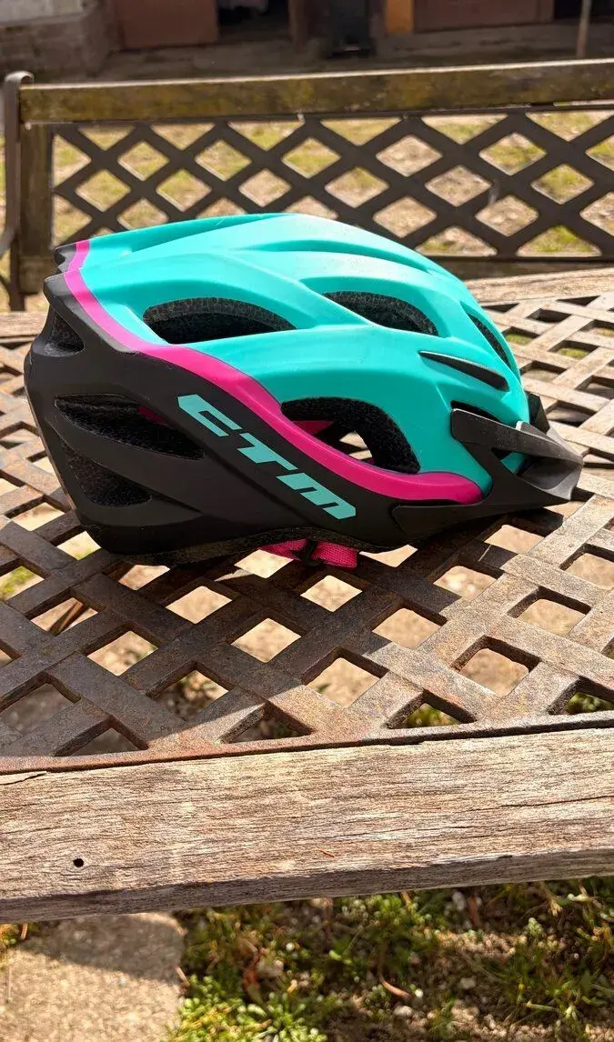 Prilba CTM Loop