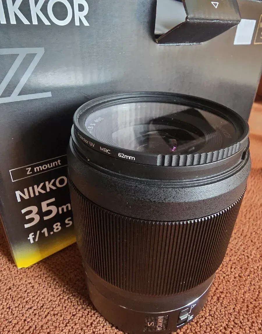 Nikkor Z 35 mm f/1.8 S + tapo c200 camera gratis
