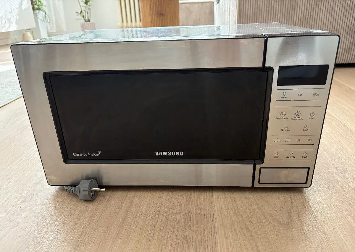 Mikrovlnná rúra Samsung