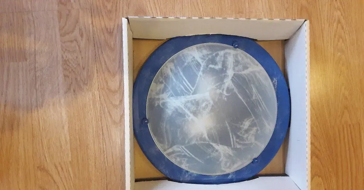 UFO nástenná lampa modrá