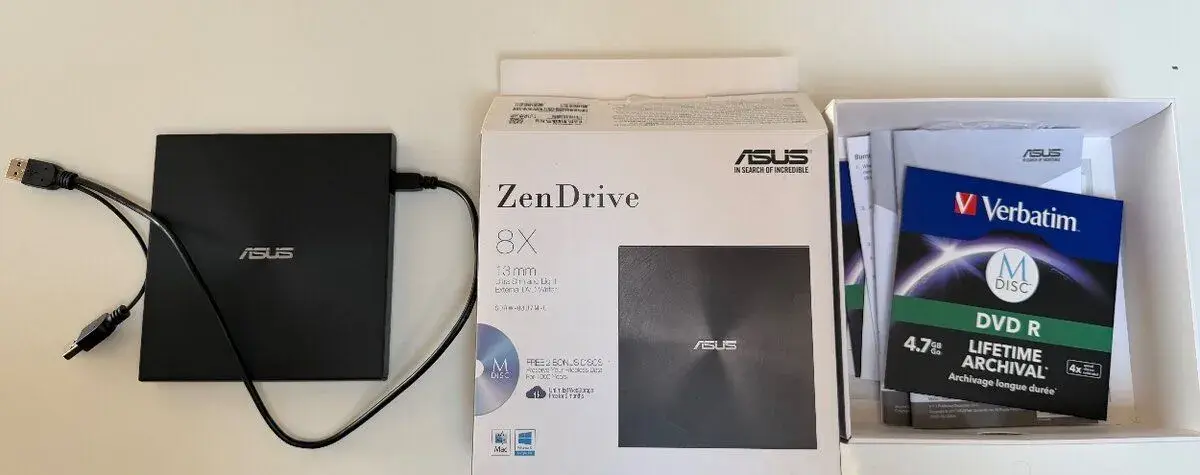 Externá optická mechanika ASUS ZenDrive - stav