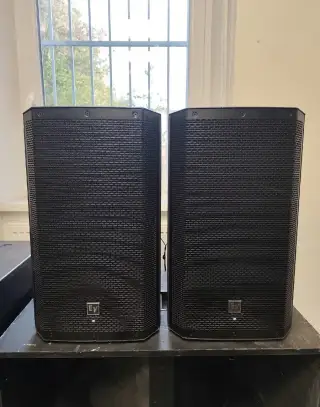 Electro Voice ZLX-12P