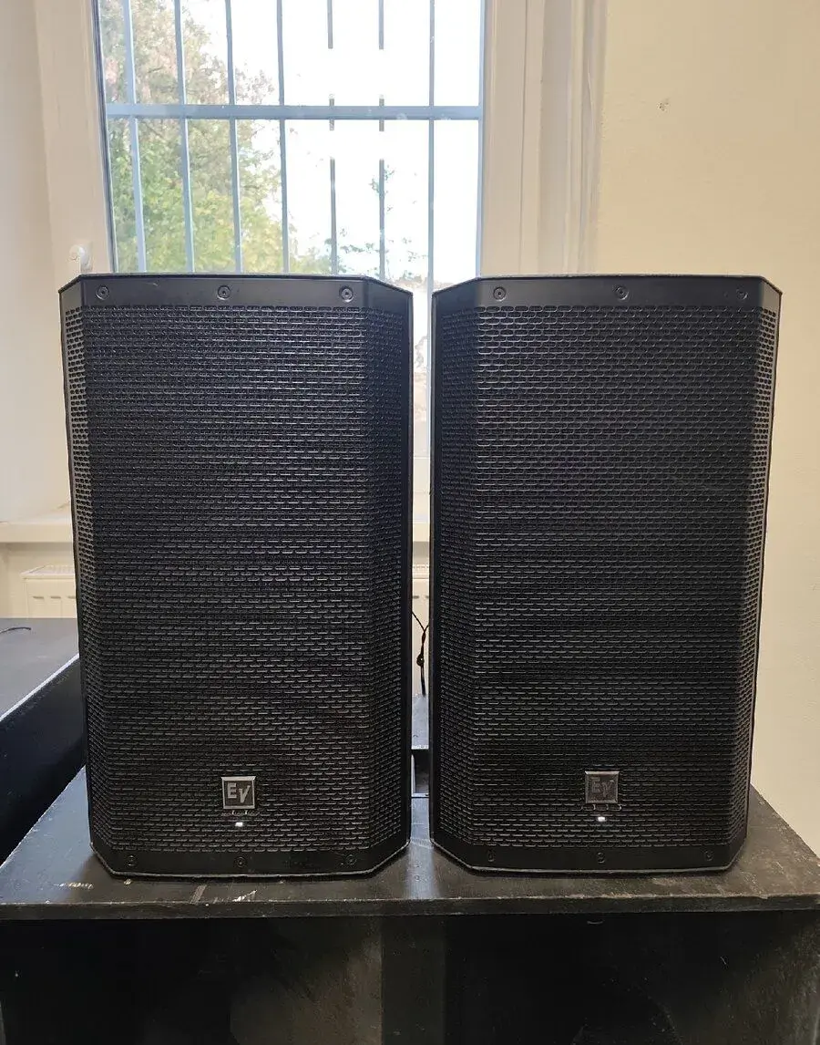Electro Voice ZLX-12P