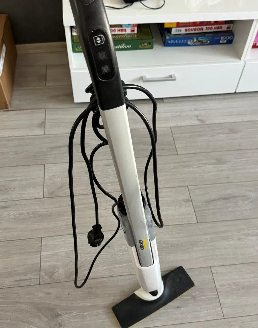 Parny cistic Karcher na podlahu/dlazbu