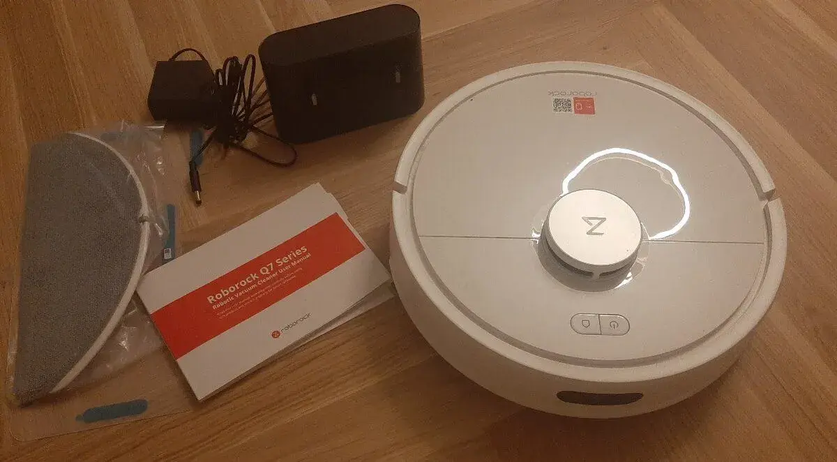 Robotický vysávač Roborock Q7 BF biely