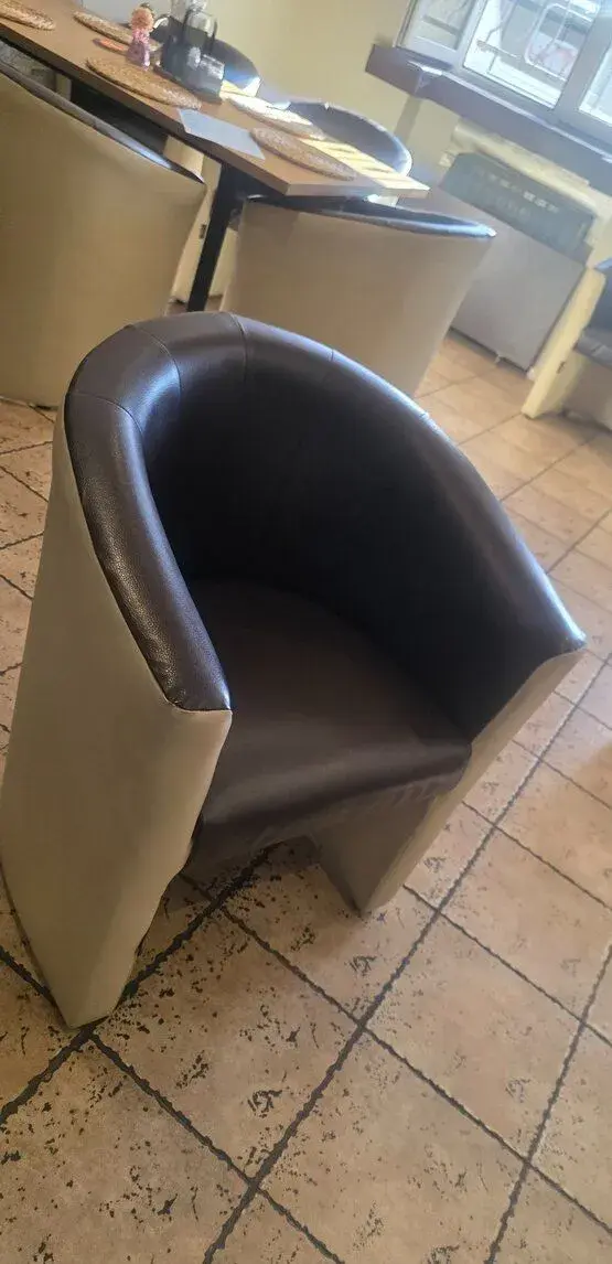 Kresla z restauracie