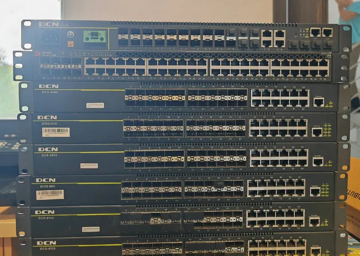switch DCN DCS-4500 - 4ks