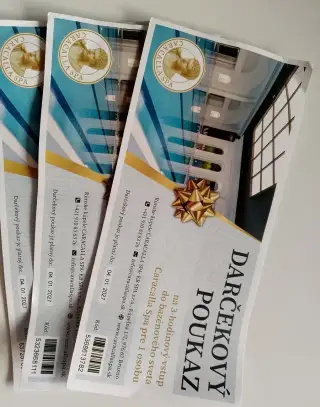 Darčekový poukaz