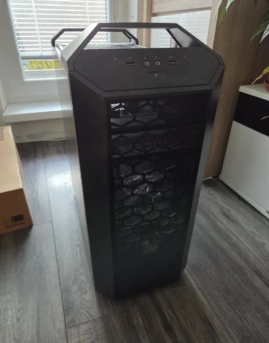 PC skriňa Cooler Master MasterCase 5