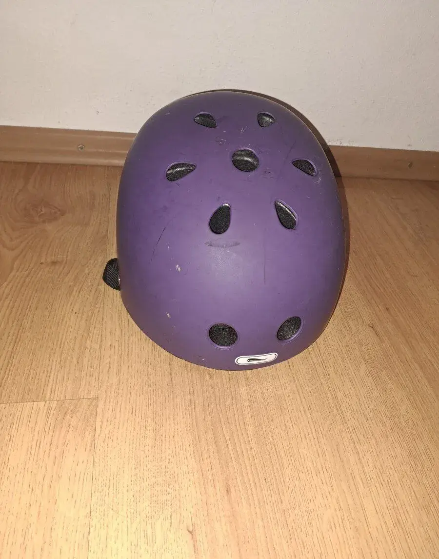 Prilba na 6-10 rokov