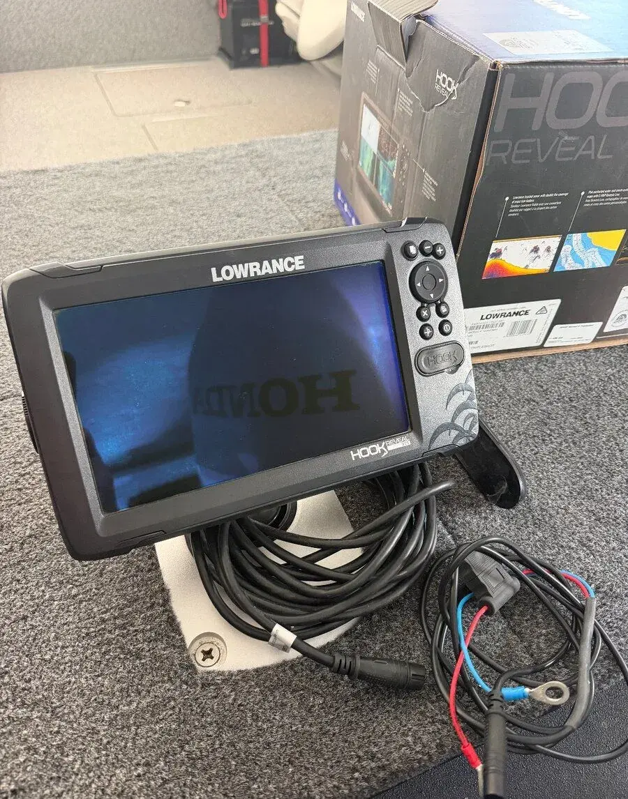 Sonar Lowrance 9 tripleshot
