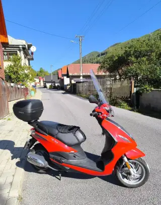 Piaggio FLY 125i 3V