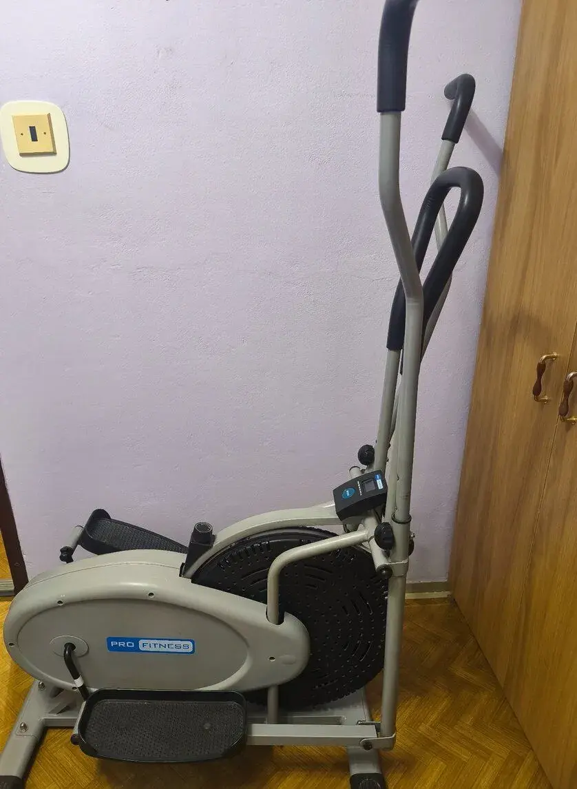 Eliptický trenažér
