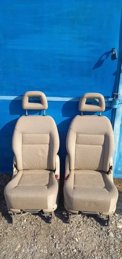 Seat alhambra,ford – 2000