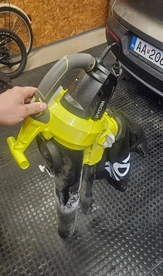 Fukar ryobi rbv3000cesv