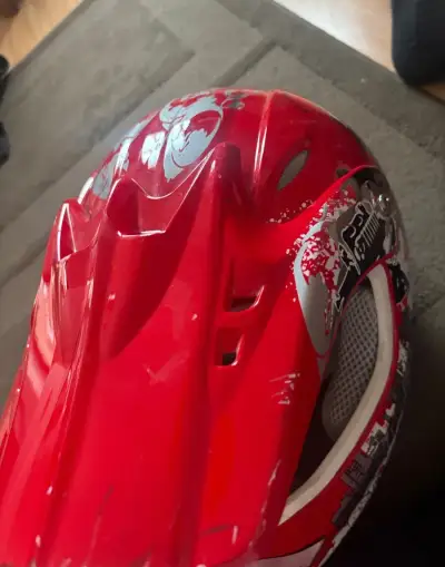 Motokrosová helma červená