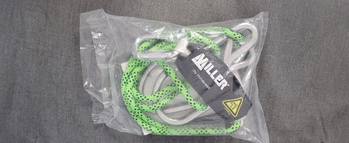 Lanyard Y s karabínami Miller by Honeywell - vyrobený 2019