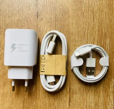 Nabíjačka Samsung, iPhone, HTC, Huawei a iné