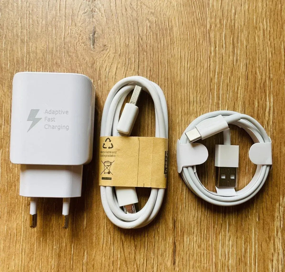 Nabíjačka Samsung, iPhone, HTC, Huawei a iné