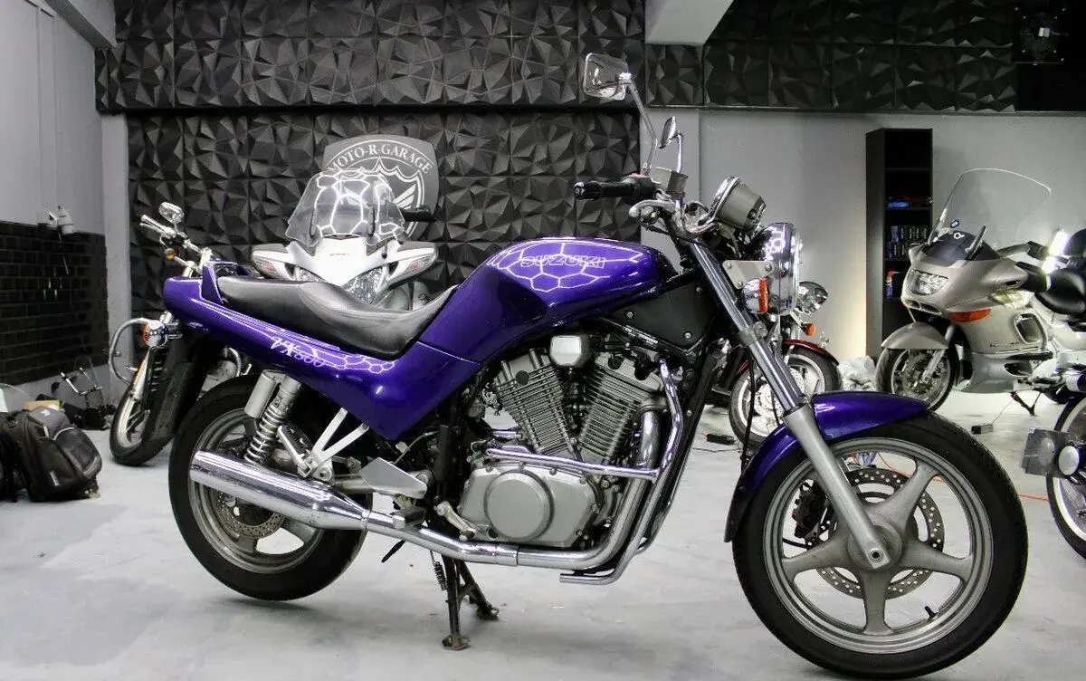 Suzuki VX 800