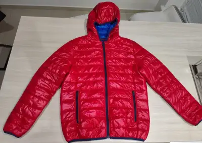 Chlapčenskú prechodnú bundu