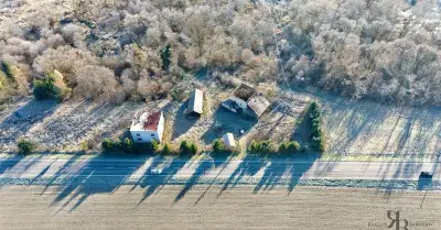 NA PRENÁJOM POZEMOK SO STARŠÍMI STAVBAMI