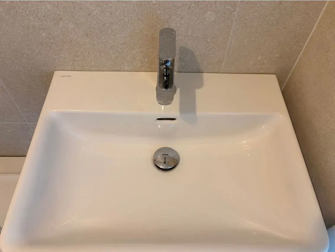 Umývadlo Laufen Pro S, batéria Hansgrohe Vernis Blend