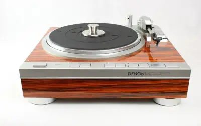 Gramofón DENON DP-47F