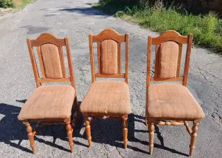 Jedálenské stoličky - drevené, retro, 3 ks