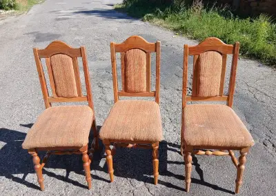 Jedálenské stoličky - drevené, retro, 3 ks