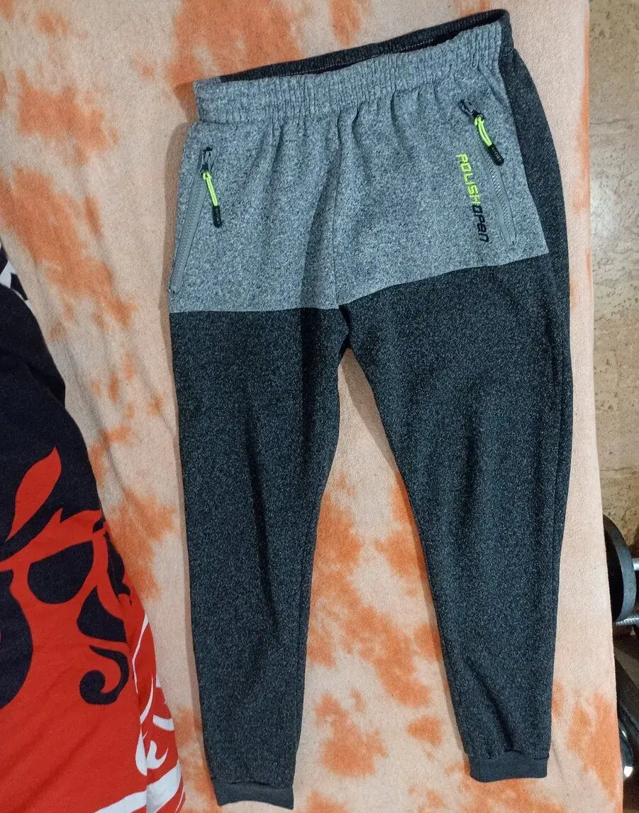 Tepláky M