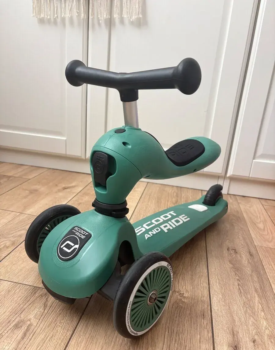 Scoot and ride