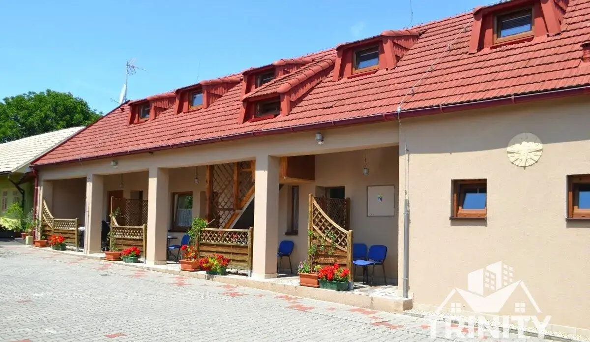 Na predaj Apartmánový dom - penzión v obci Podhájska