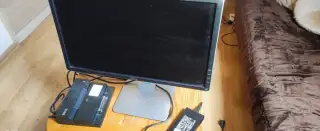 Monitor Dell dokovacia stanica nabíjačka