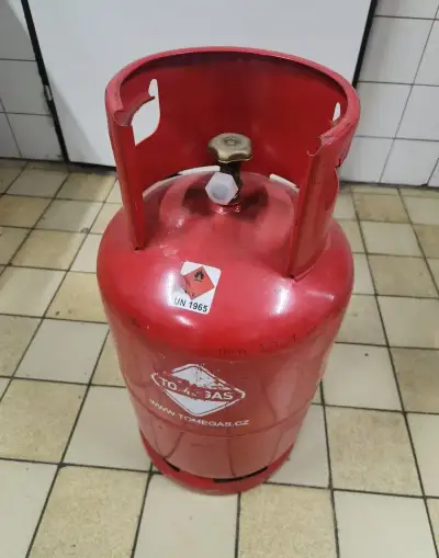 Propán-butánová fľaša 11 kg – takmer plná, TOMEGAS