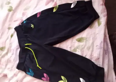 adidas originals damska mikina krátke nohavice