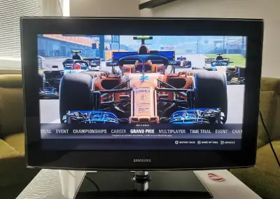 LCD TV SAMSUNG