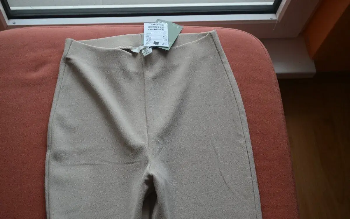 Dámske nohavice, nové, zn. H&M