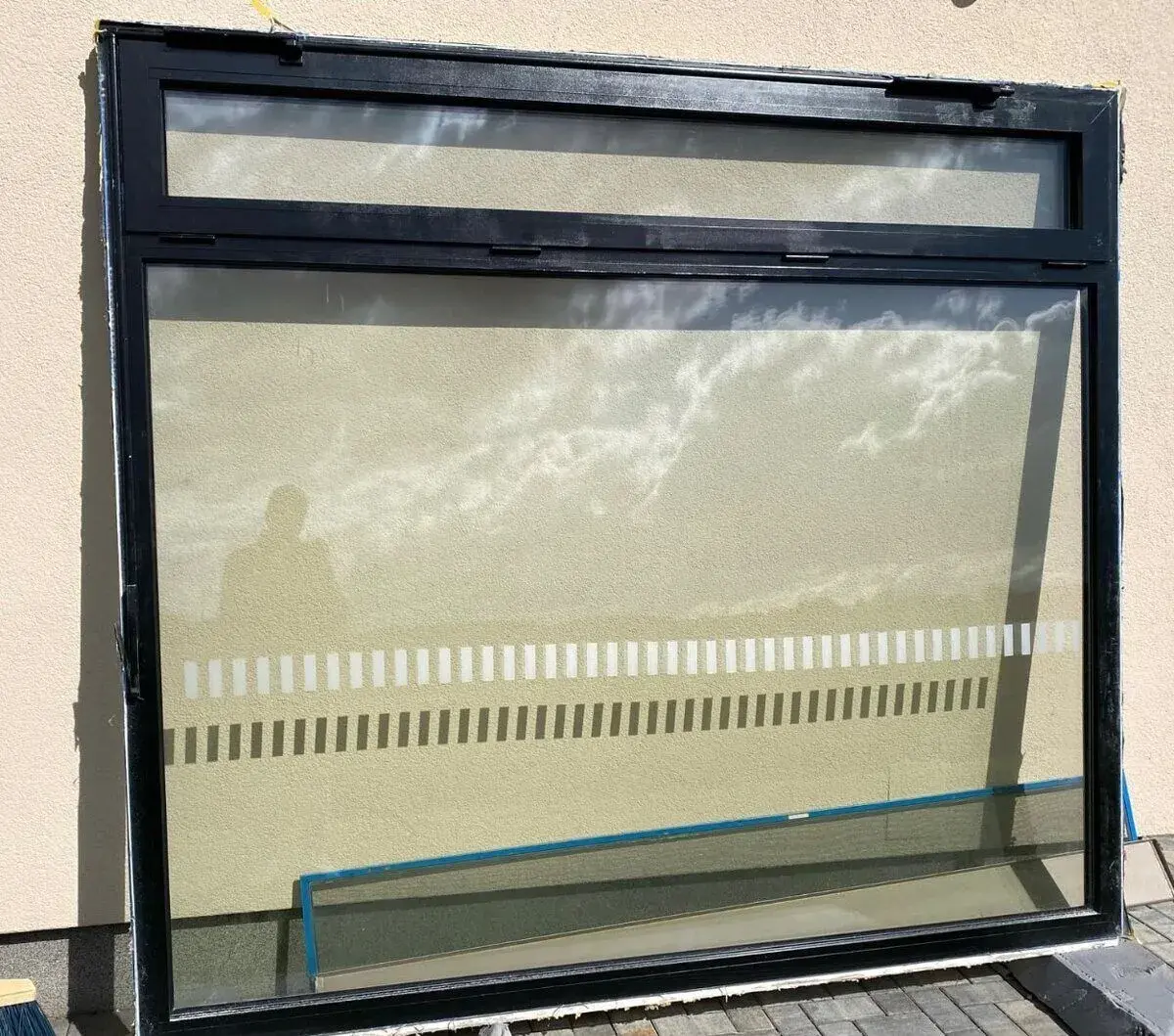 Pevné okno s ventilačkou