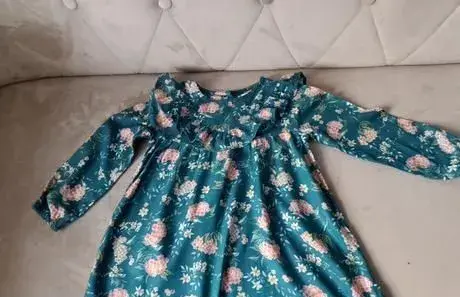 Saty s dlhým rukávom 104 next