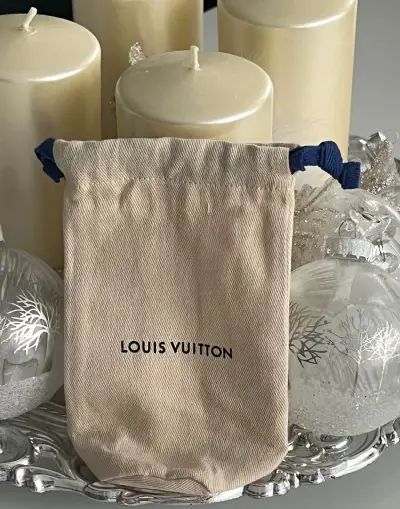 Louis Vuitton dustbag na parfem